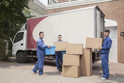 Moving team completing a detailed risk assessment before loading items