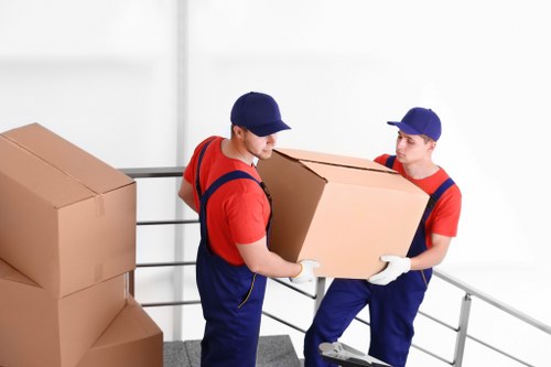 Careful packing of student belongings for a Belsizepark move